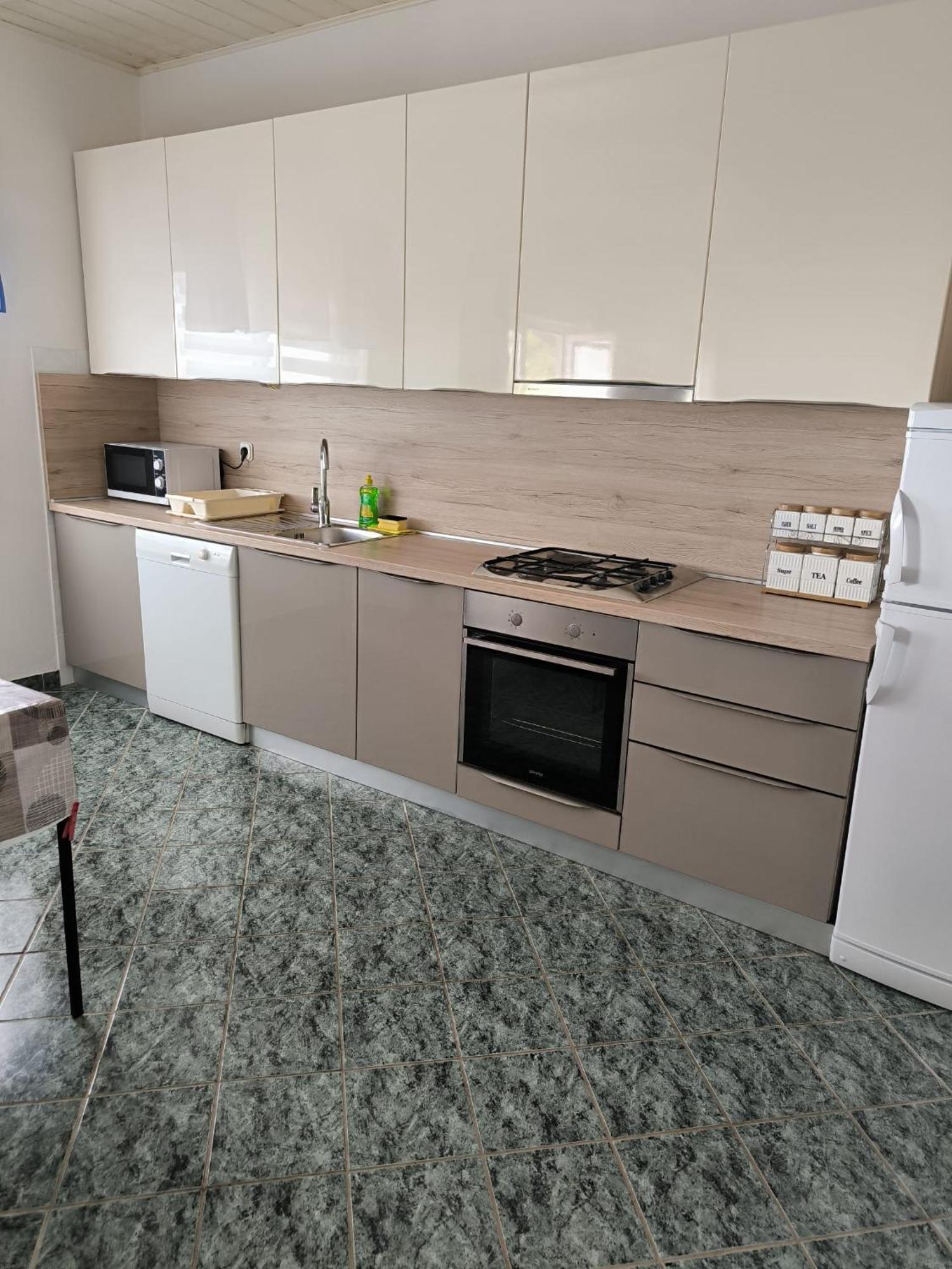 Apartment Jadranka Брист Екстериор снимка